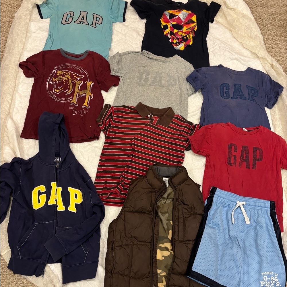 Lot of 9 Gap Kids Shirts (Size M) & Shorts (Size 8)